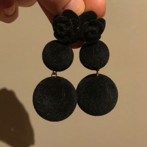 ALDO Black Floral Dangle Earrings NWOT